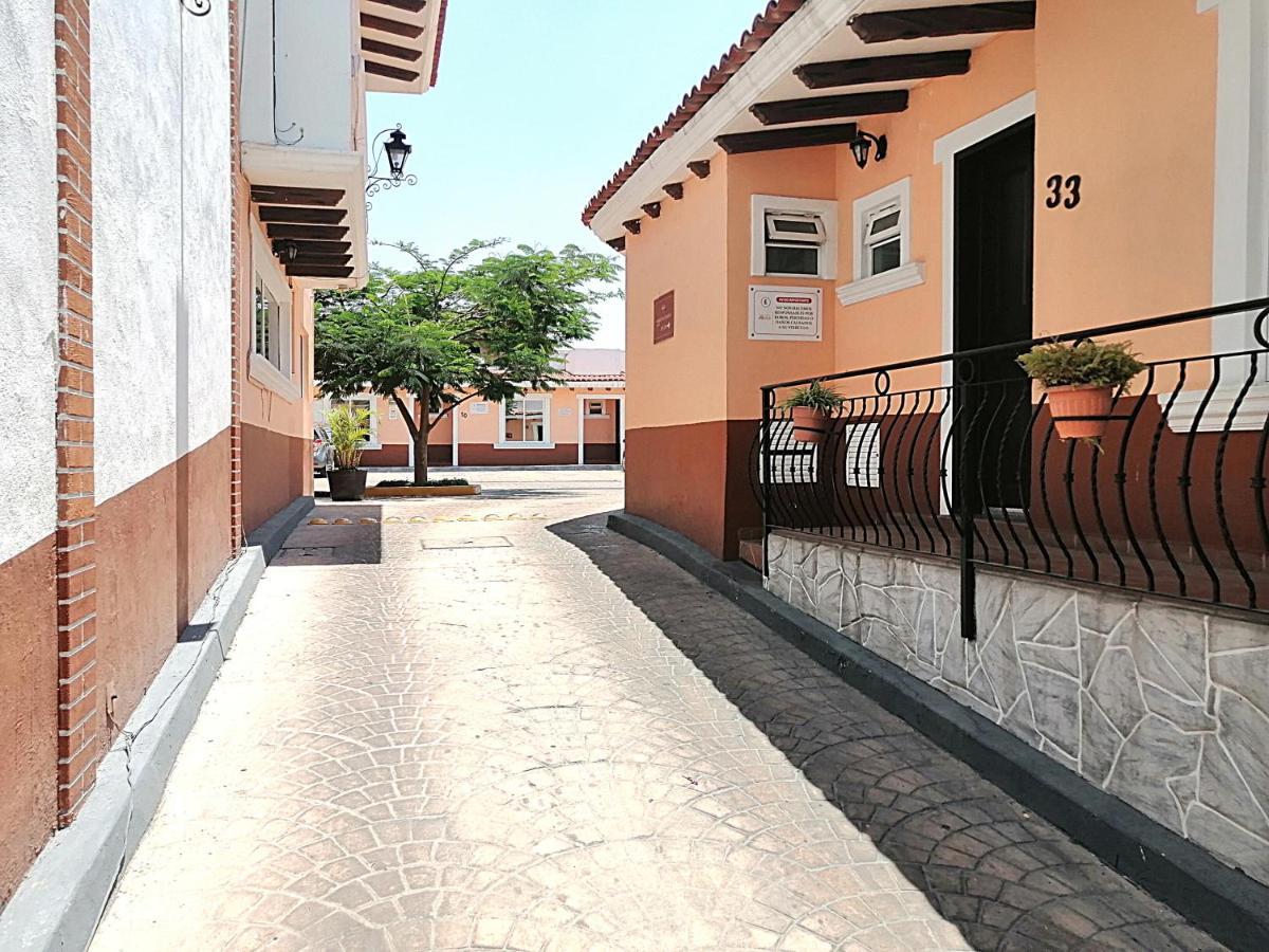 גואדלחארה Hotel Aquiles מראה חיצוני תמונה