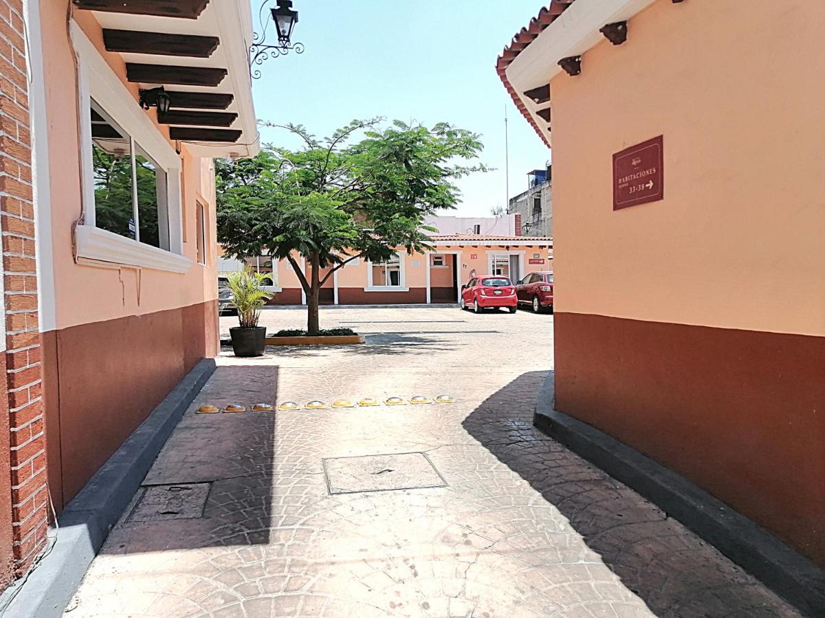 גואדלחארה Hotel Aquiles מראה חיצוני תמונה