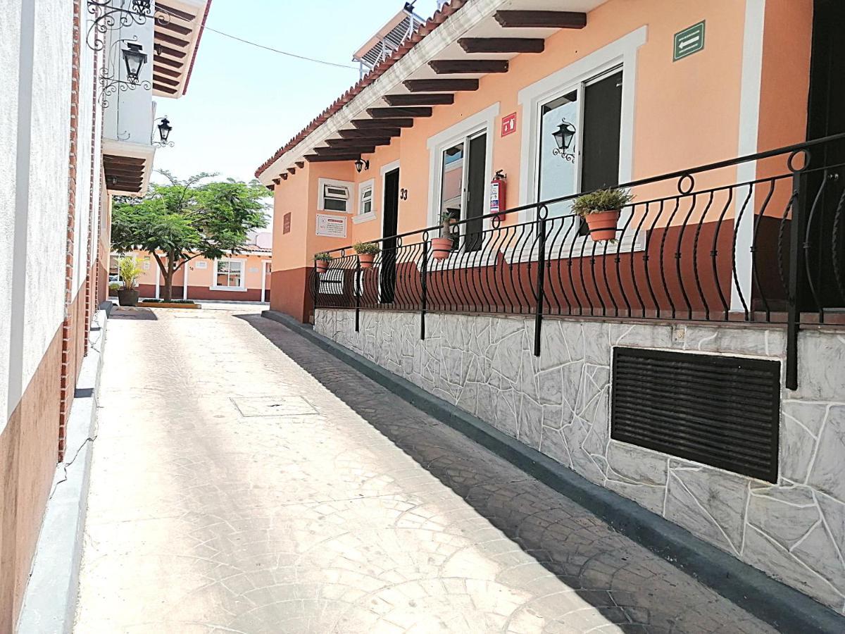גואדלחארה Hotel Aquiles מראה חיצוני תמונה
