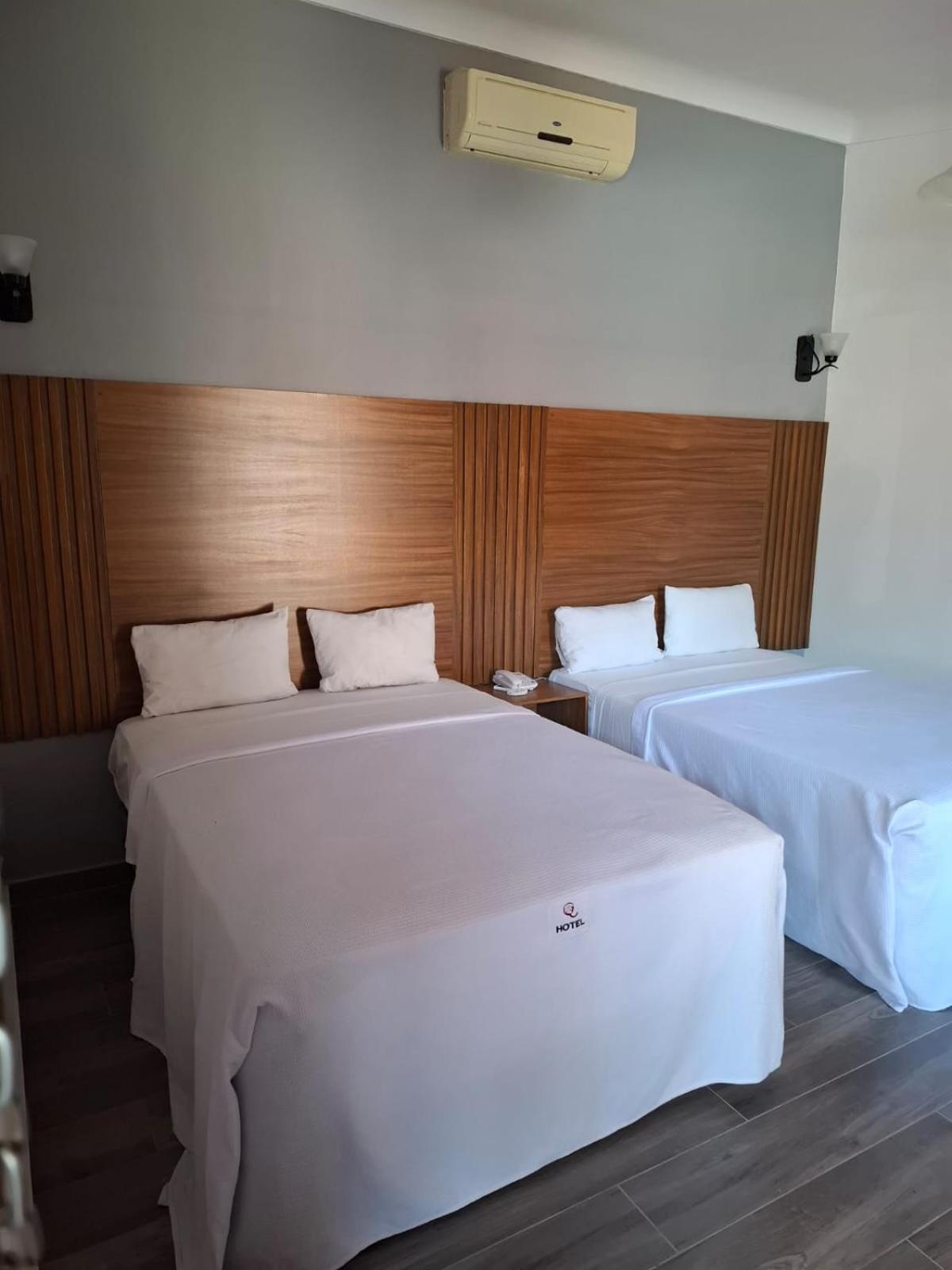 גואדלחארה Hotel Aquiles מראה חיצוני תמונה